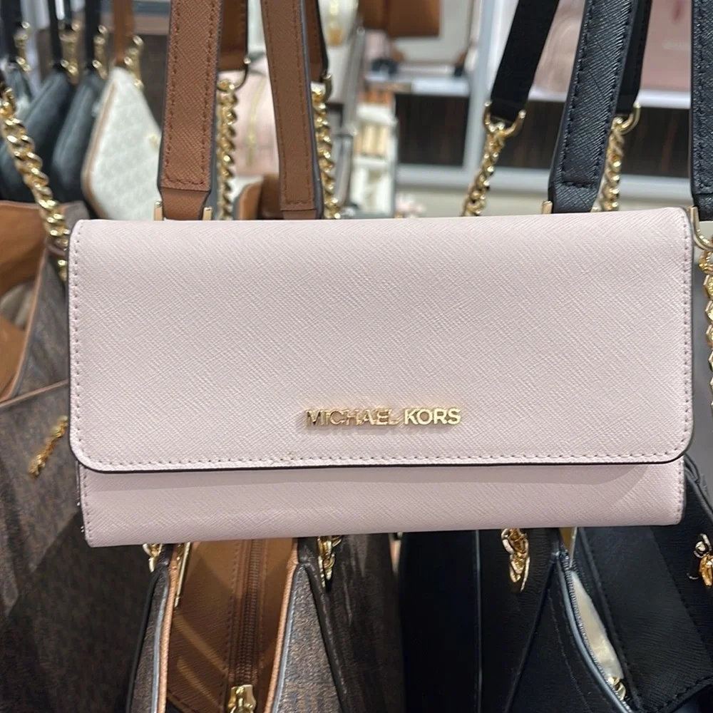 MICHAEL KORS JET SET TRAVEL LARGE TRIFOLD WALLET POWDER BLUSH COLOR - Picture 3 of 16